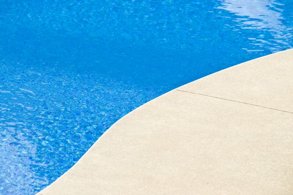 Cost of Pool Deck Construction in Birmingham